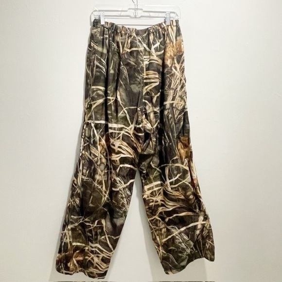 MAD DOG GEAR Men's Green Camouflage Hunting Mesh Lined Pants Water Resistant XL - Picture 1 of 8